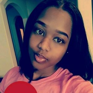 Meet your Posher, Lania